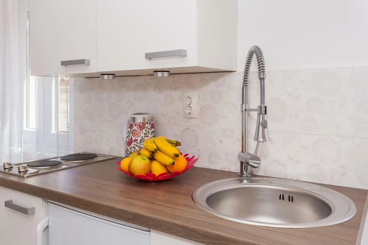 Slavka Apartman